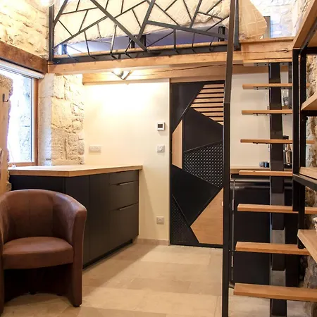 Gite De L'Imaginaire Logement Atypique A La Nuitee * Terrasson