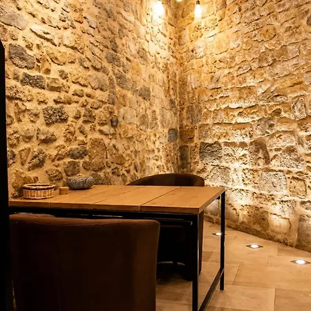 Gite De L'Imaginaire Logement Atypique A La Nuitee *